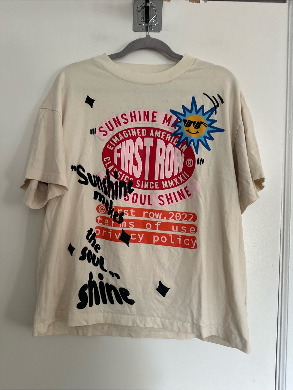 First Row Y2K style spellout Sz:L AOP Sunshine Makes the Soul Shine Graphic Tee.